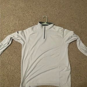 Large UNRL 3/4 zip white